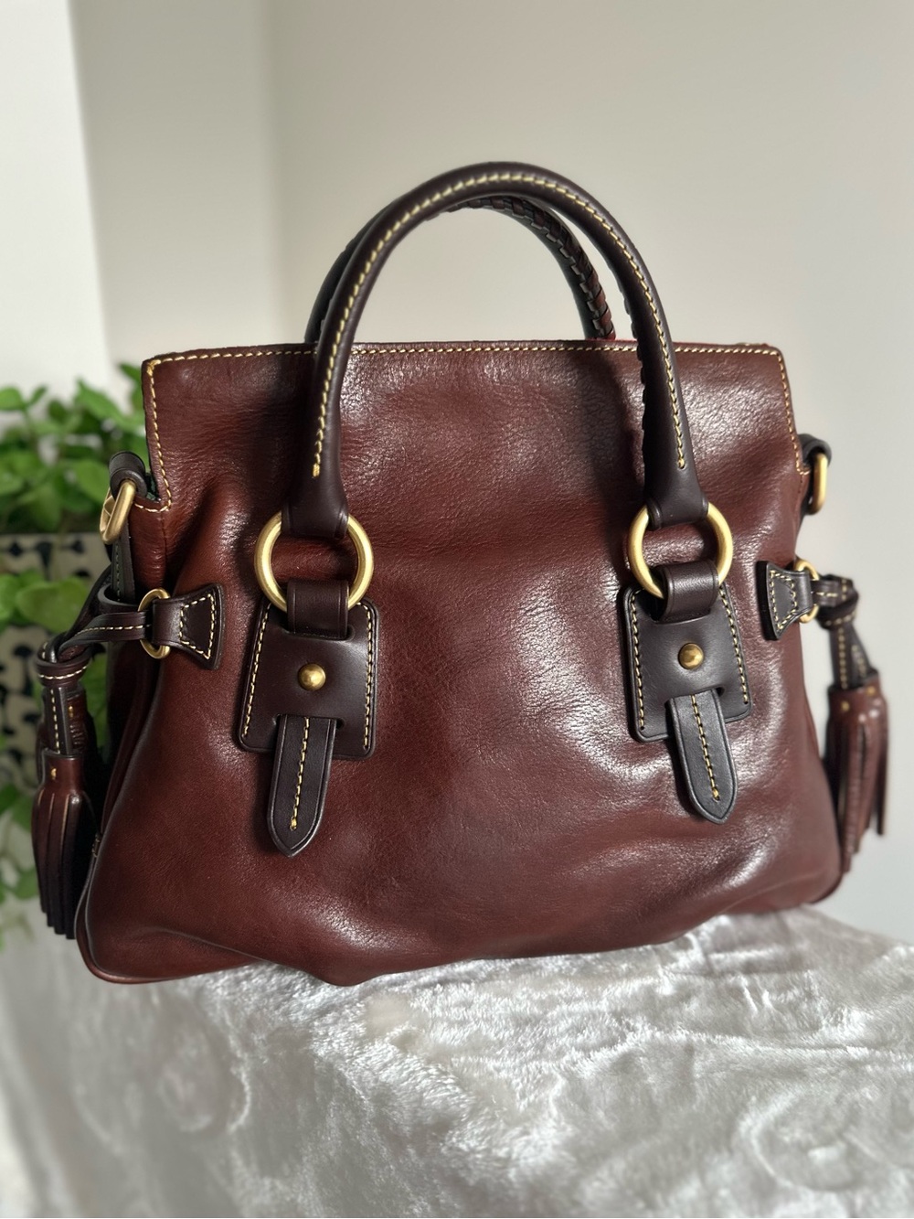 Dooney & Bourke Toledo Florentine Vintage Stanwich Satchel in Chestnut - Picture 4 of 16